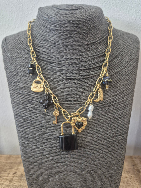 Collana con ciondoli 🔒🔑🖤