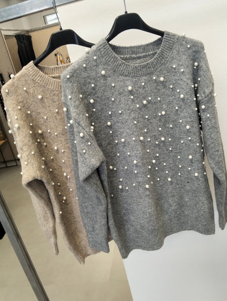 Maglia girocollo con perle