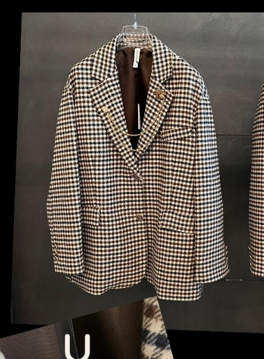 Giacca monopetto con spille tensione in