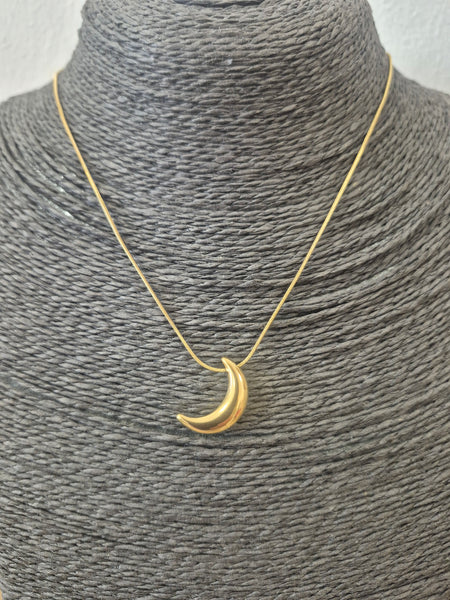 Collana mezza luna 🌙