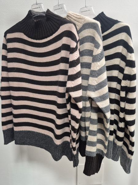 Maglioncino a righe TENSIONE IN